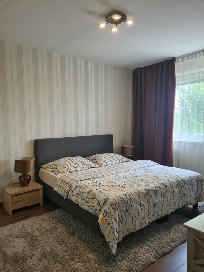 Apartman Valentin Apartment Komarno Luaran gambar